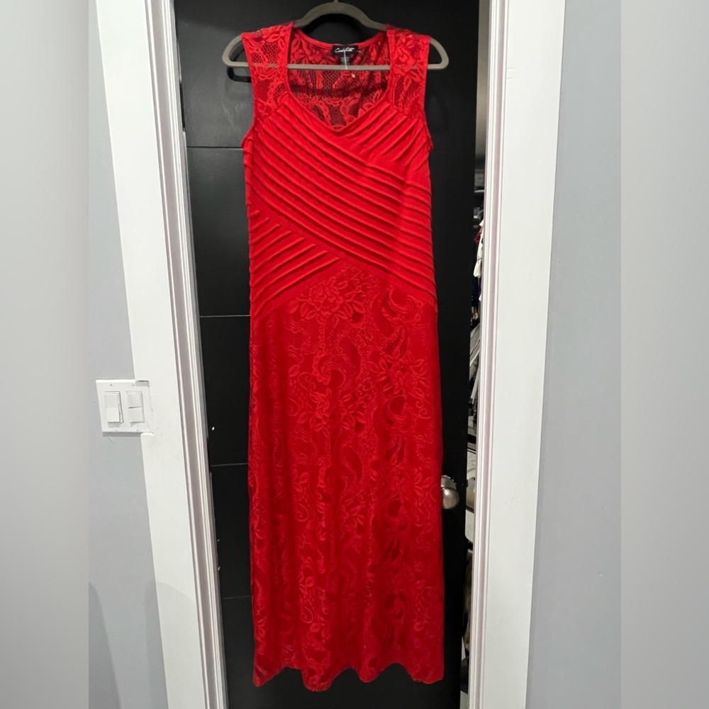 Candalite red maxi dress size L. New, never worn.